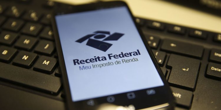 Receita abre consulta ao 7º lote de restituição do Imposto de Renda