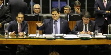Congresso mantém veto a propaganda partidária na TV e no rádio