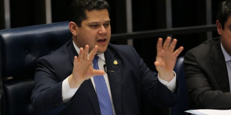 Alcolumbre não pautará votação do PL da prisão em segunda instância