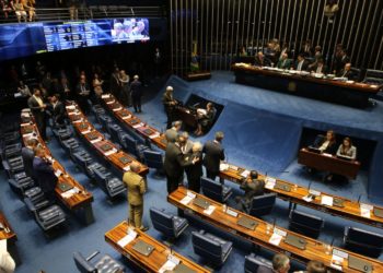 Senado aprova projeto que reestrutura Previdência dos militares