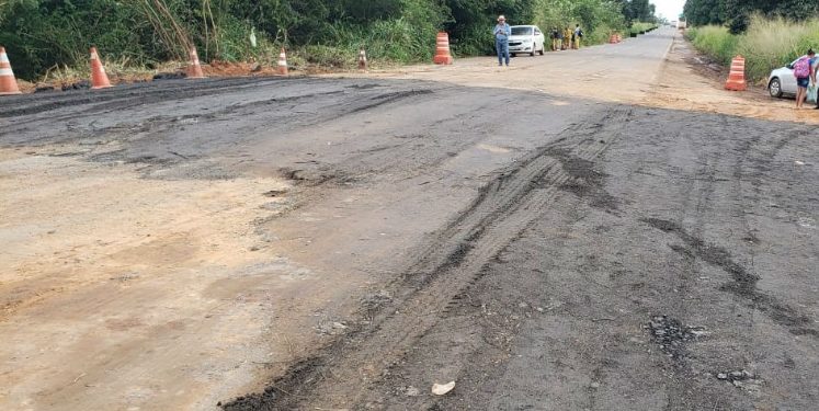 Acidente em pista mal sinalizada gera indenização para família das vítimas