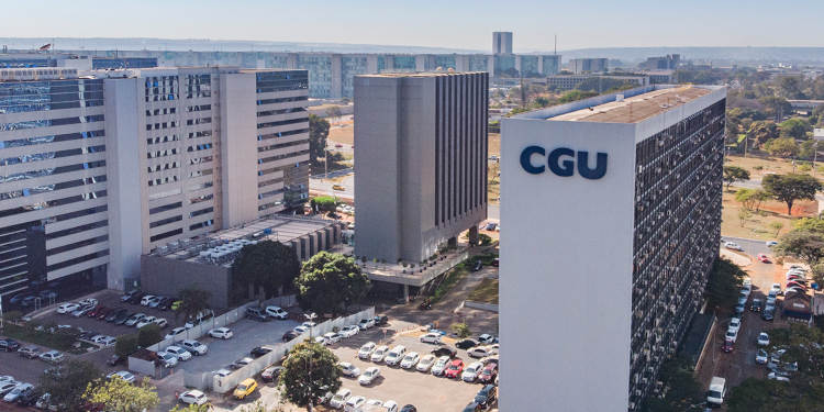 Decreto permite acesso da CGU a informações fiscais