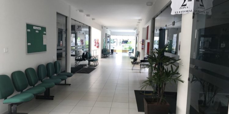 TRE-RN pede aos eleitores que compareçam aos cartórios para emitir, transferir ou regularizar título de eleitor