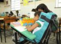 Ministro garante presença de cuidador em sala de aula para aluno com paralisia cerebral