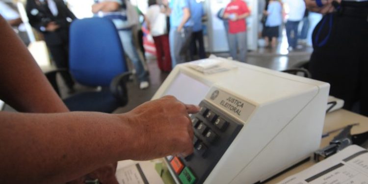 Câmara Federal aprovou novas regras eleitorais que valerão para eleições deste ano