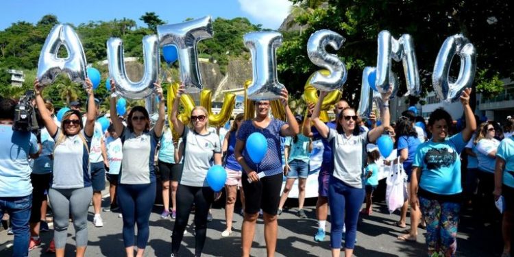 Lei que cria carteira de identificação da pessoa autista é sancionada