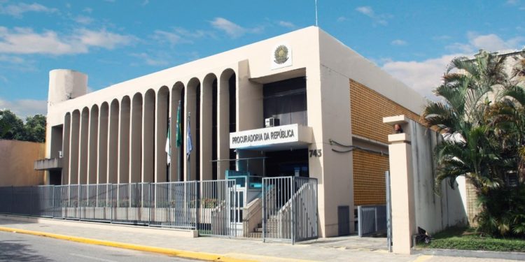 Operação Expresso: MPF denuncia 22 envolvidos em tráfico internacional de drogas