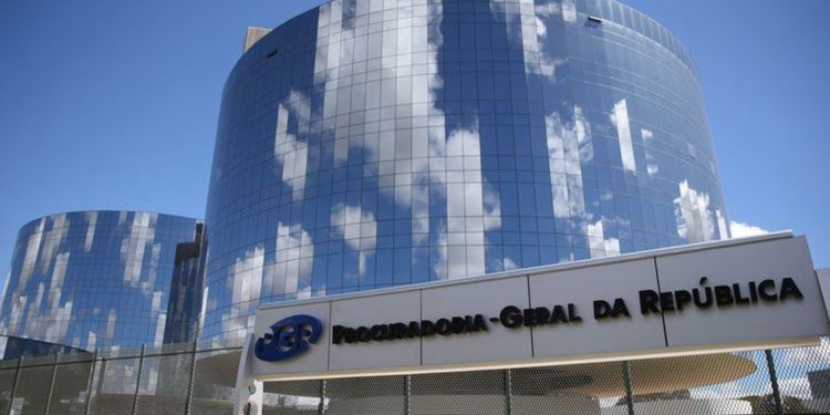 Aras define nova chefe da Lava Jato na PGR