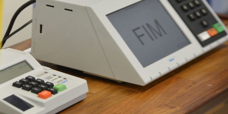 Empresas entregam novas propostas para fabricação de urnas eletrônicas