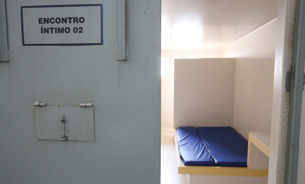 Estado pode exigir comprovação de união estável de apenados para fins de visitas íntimas