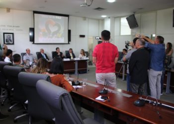 Campanha pela paz nos estádios é lançada em coletiva de imprensa