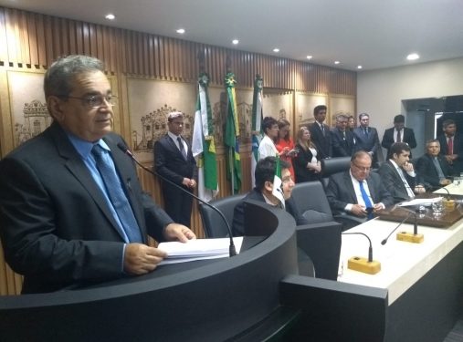 Álvaro Dias faz balanço da gestão e traça metas para 2020