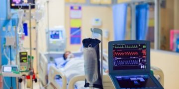 Estado deve indenizar viúva de paciente que veio a óbito após espera por vaga de UTI