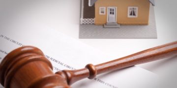 Pedido de indenização por falhas aparentes em imóvel tem prazo prescricional de dez anos
