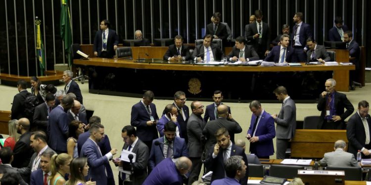 Política Câmara aprova MP do Agro; texto segue para Senado