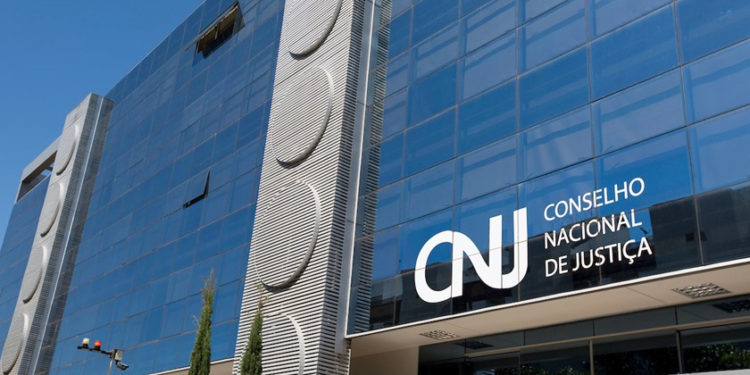 CNJ suspende prazos processuais em todo o país