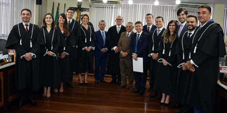 Em sessão solene, TJRN dá posse a nove juízes substitutos