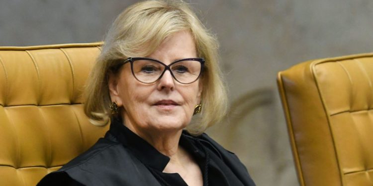 Rosa Weber diz que debate sobre adiamento de eleições é precoce