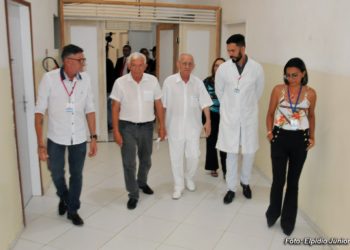 Comissão de Saúde realiza visita na Maternidade Leide Morais