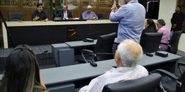 Comissão de Finanças reinicia trabalhos com aprovação de projetos
