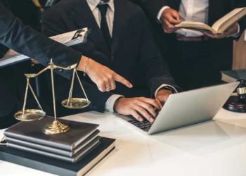 Inclusão judicial do executado em cadastro de inadimplentes não depende de prévia recusa administrativa