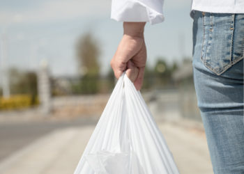 Para Primeira Turma, sacolas de plástico de supermercado não geram direito a creditamento de ICMS