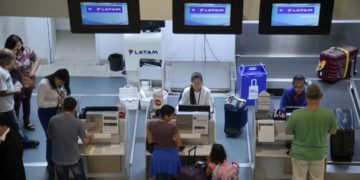 Covid-19: MPF recomenda cancelamento de passagens aéreas sem ônus