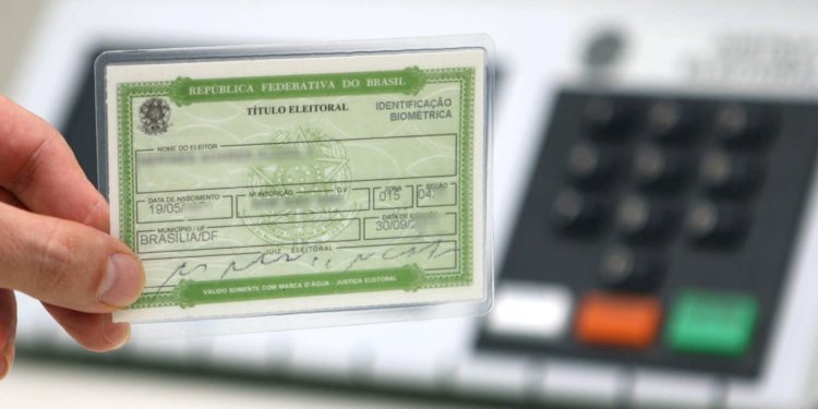TSE suspende cancelamento de 2,5 milhões de títulos eleitorais