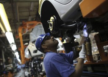 Governo reduz pela metade contribuições pagas ao Sistema S por 3 meses