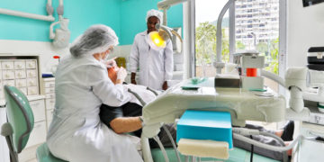 TJ/RN nega pedido de equiparação de salário de dentistas ao de cirurgiões-dentistas com especialidade