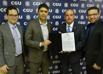 CGU e Cidadania firmam acordo para monitorar pagamento do auxílio emergencial