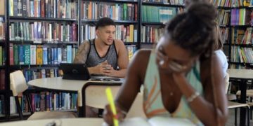 Câmara aprova suspensão de dívidas de estudantes com o Fies por 60 dias
