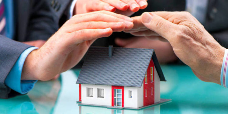 Venda de bem de ascendente para descendente, por meio de pessoa interposta, é anulável em até dois anos