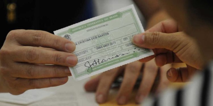 Eleitor tem menos de um mês para regularizar título