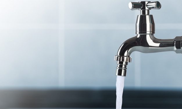 Defensoria Pública do RN consegue decisão para religação de água cortada por dívida de morador anterior