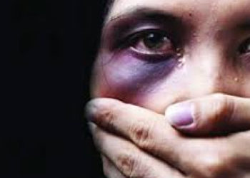 Denúncias de violência contra a mulher cresceram 9%, diz ministra