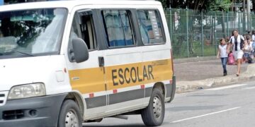 Senacon orienta sobre contratos de serviços de transporte escolar