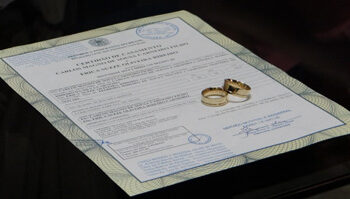 Mulher poderá reincluir sobrenome paterno que foi retirado no casamento