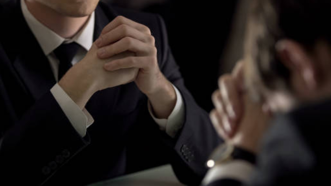 Testemunha que tem ação contra o mesmo empregador não é considerada suspeita