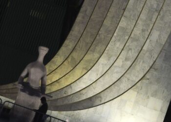 STF autoriza Moro e PGR a verem vídeo de reunião ministerial