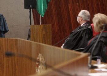 Em discurso de posse, ministro Luís Roberto Barroso defende conciliação e diálogo como metas para o Brasil