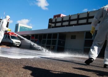 Anvisa faz alerta sobre túneis e câmaras de desinfecção de pessoas