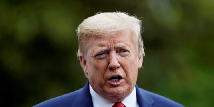 EUA proíbem entrada de viajantes que passaram pelo Brasil