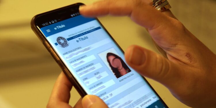 Termina hoje prazo para regularizar título de eleitor