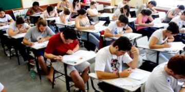 Ministério da Educação adia o Enem 2020