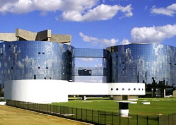 PGR pede suspensão de inquérito das fake news até que Plenário do STF estabeleça balizas para investigação