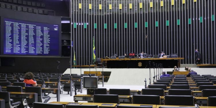 Câmara vota auxílio emergencial para estados e municípios