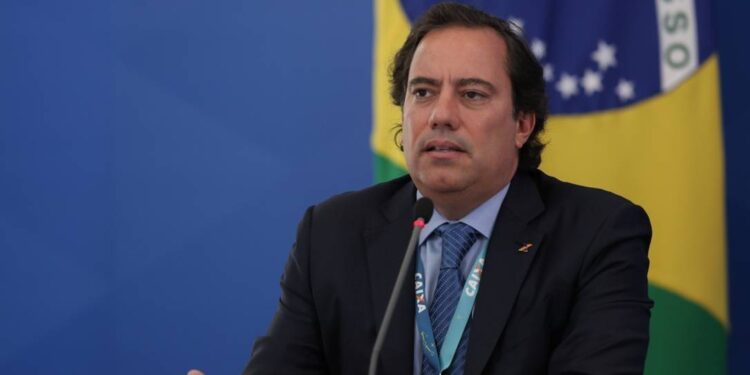 Presidente da Caixa garante três parcelas do auxílio de R$ 600 a quem tiver cadastro aprovado