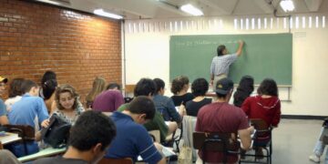 Prorrogados prazos de formalização e aditamento do Fies