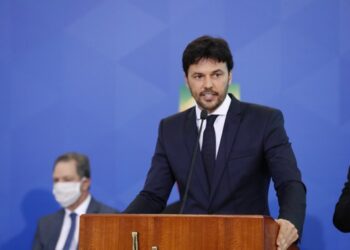 Fábio Faria é empossado ministro das Comunicações